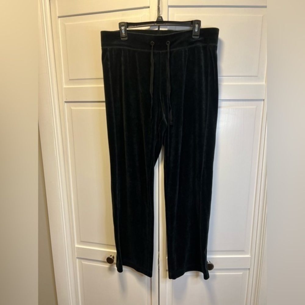 Eddie Bauer Women’s Velour Sweatpants Size Women’s Large Color Black